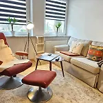 Schicke 2-Zimmer-Wohnung Im Vintage-Look
