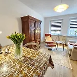 Schicke 2-Zimmer-Wohnung Im Vintage-Look