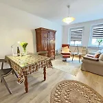 Schicke 2-Zimmer-Wohnung Im Vintage-Look